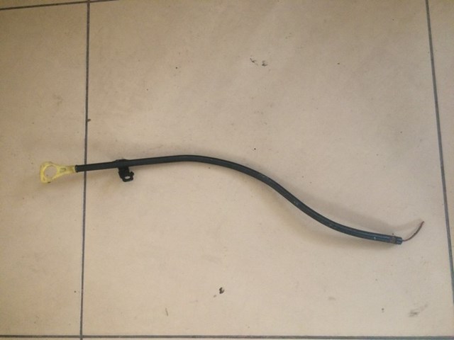 Bagnet poziomu oleju w silniku Hyundai Elantra VI