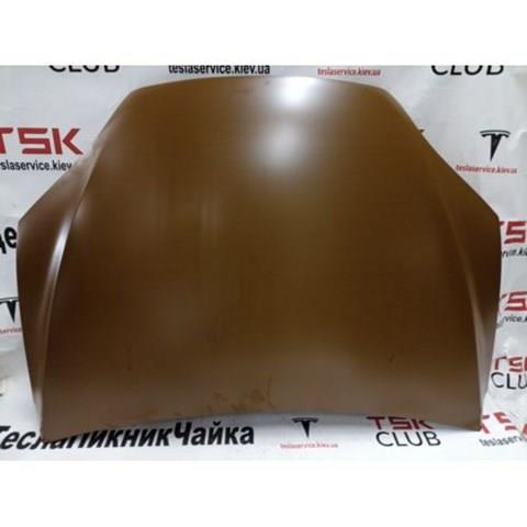 Do koszyka Maska silnika Tesla Model X  