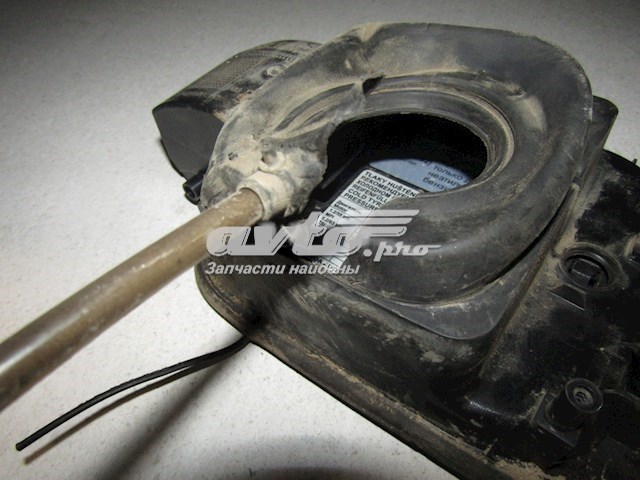 Do koszyka Klapka wlewu paliwa Skoda Rapid  NH3, NK3, NK6