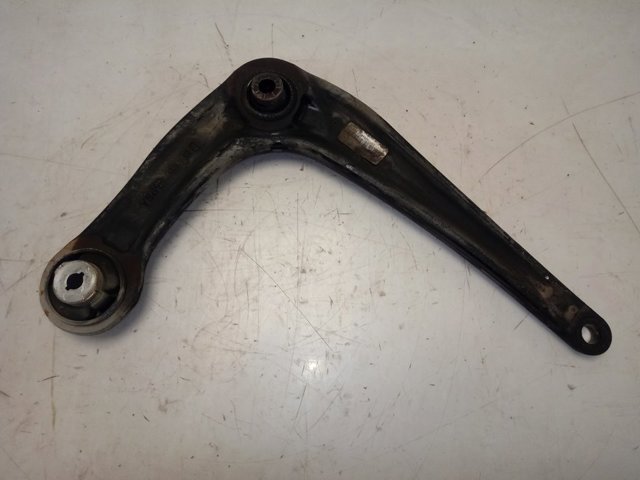9816863580 Peugeot/Citroen Wahacz zawieszenia przedniego dolny prawy