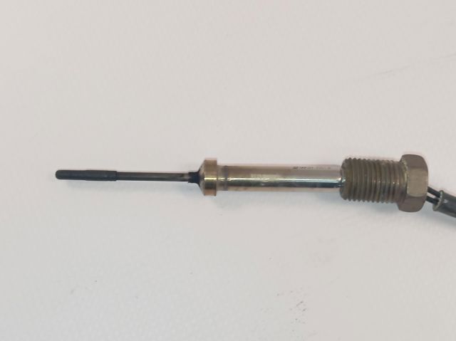 Do koszyka 9812376480 Toyota Czujnik temperatury spalin, przed filtrem cząstek stałych