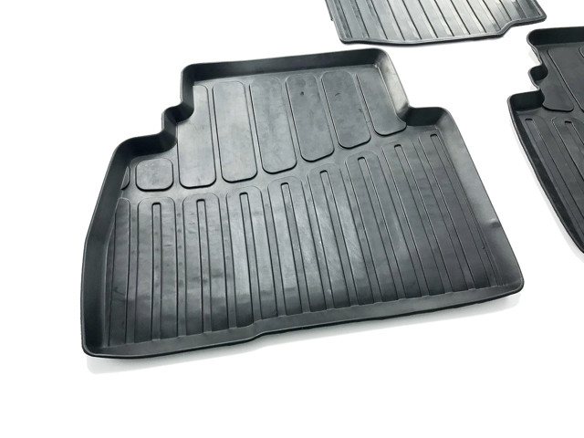 Dywaniki przód+tył, komplet Toyota Land Cruiser SUV (J200) (2007 - 2021) cena, od 180,95 USD