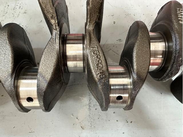 Wał korbowy silnika 11212212762 BMW