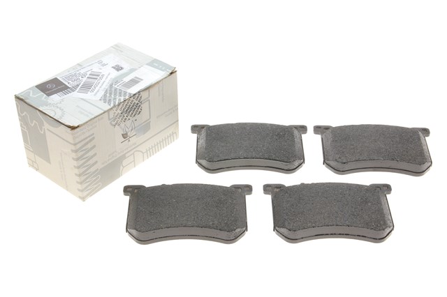 Klocki hamulcowe przednie tarczowe Mercedes 0004202705 cena, od 52,71 USD