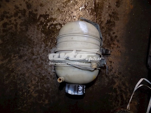 Zbiorniczek wyrównawczy układu chłodzenia 132311 Peugeot/Citroen