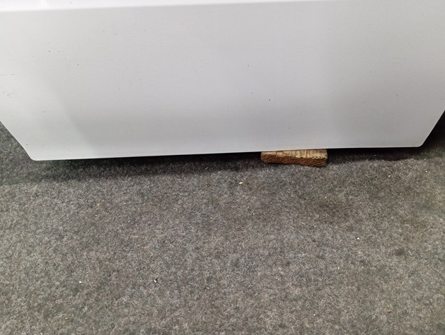  Drzwi przednie prawe Ford Transit 6