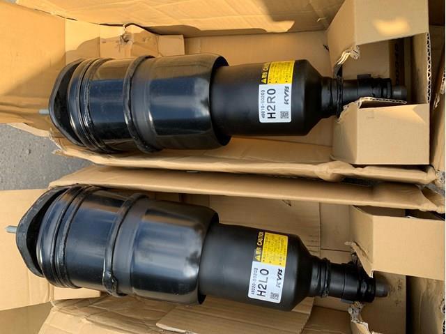 4801050203 Toyota Poduszka pneumatyczna (resor pneumatyczny) mostu przedniego