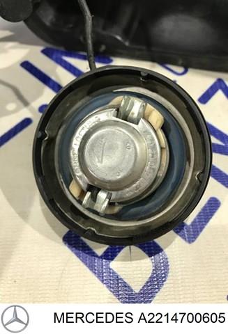 Do koszyka A2214700605 Mercedes Korek wlewu paliwa