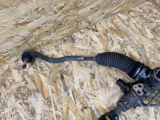 A25111011009 Mercedes Listwa kierownicza (maglownica)