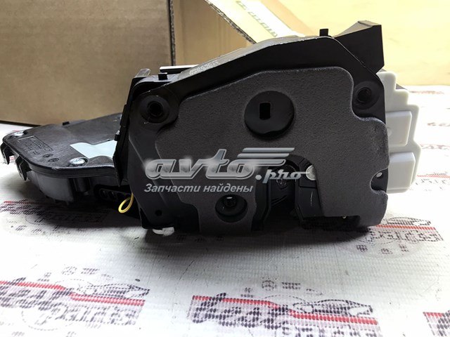 LR078731 Land Rover Zamek drzwi przednich lewych