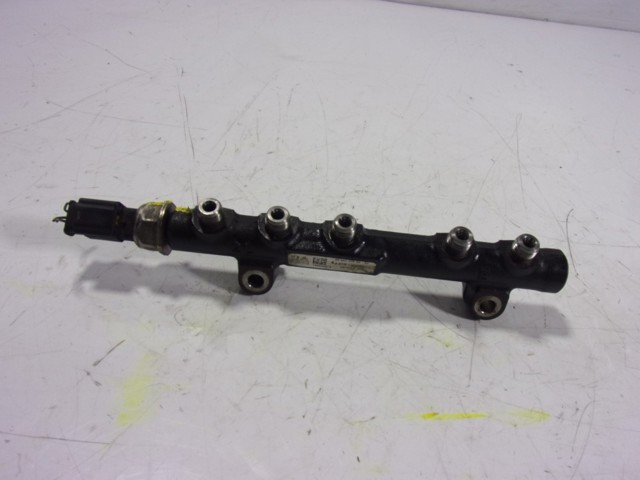 Rozdzielacz paliwa Ford 28497Z01 cena, od 78,32 USD