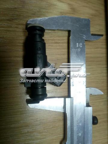 Wtryskiwacz paliwa 1106013158 Geely
