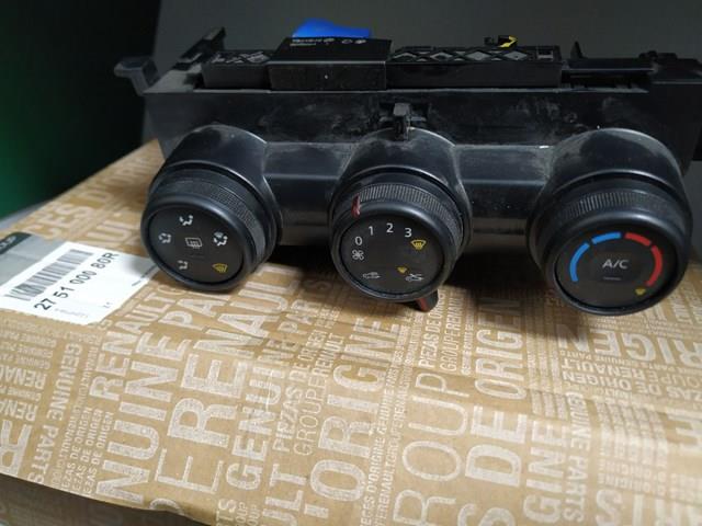 Sterownik trybów ogrzewania/klimatyzacji do Dacia Duster  HM