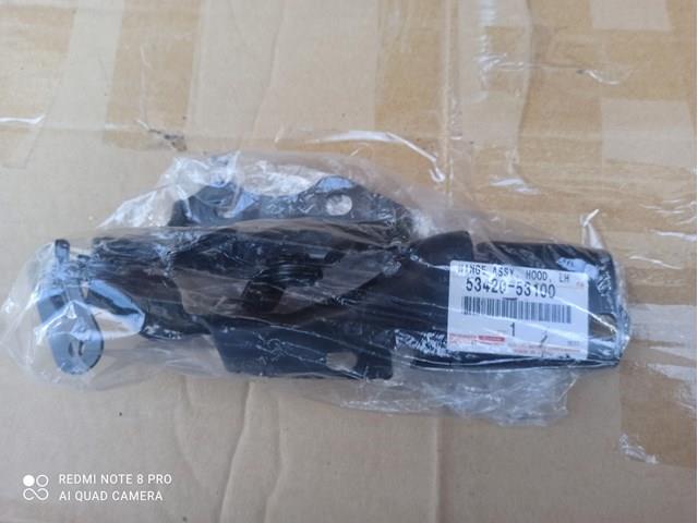 Zawias maski prawy 5341053100 Toyota