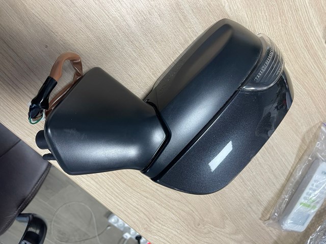 Do koszyka Lusterko wsteczne prawe Subaru Outback V B15, BS