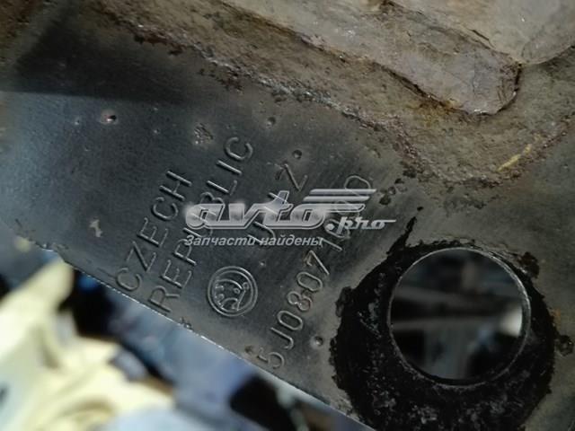 Wzmocnienie zderzaka przedniego VAG 5J0807109D