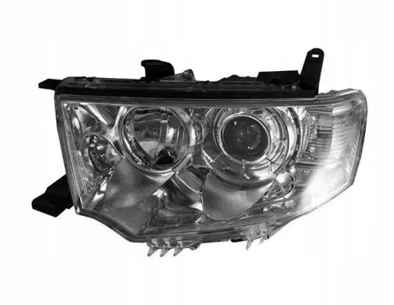 Reflektor lewy 8301B621 Mitsubishi