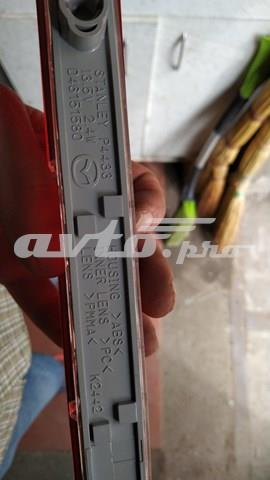 Lampa stop tylna dodatkowa Mazda D46151580 cena, od 36,70 USD