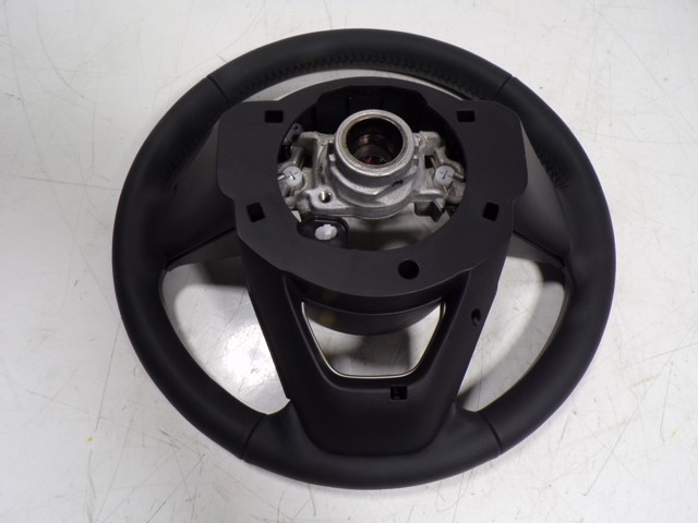 Kierownica do Toyota Yaris CROSS MXP
