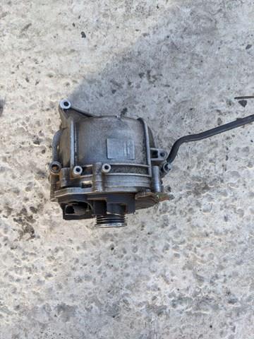 Do koszyka Wspornik alternatora Mercedes E  S210