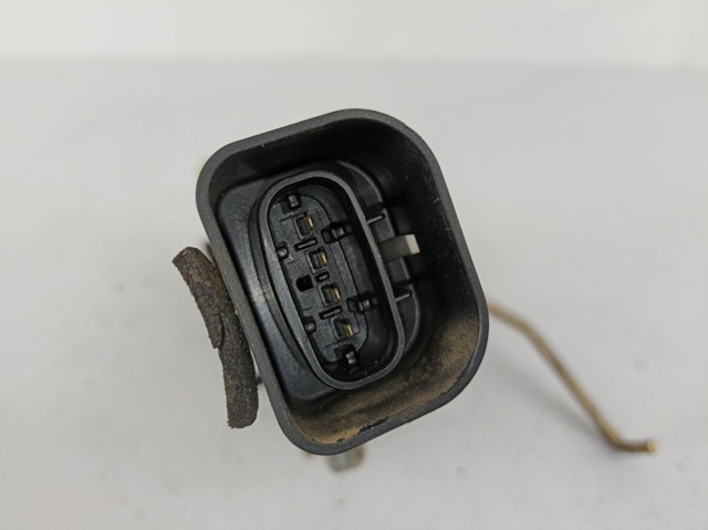 Zamek drzwi tylnych lewych do Suzuki Grand Vitara  FT, HT