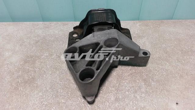 Do koszyka 8200437464 Renault (RVI) Poduszka (podpora) silnika prawa