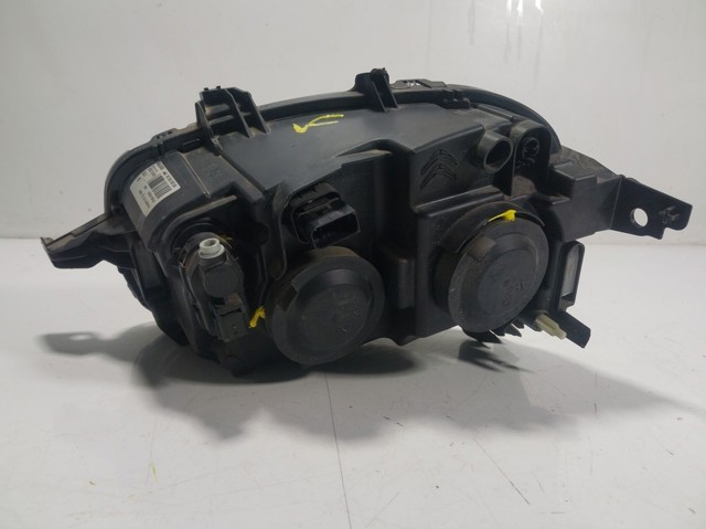 Reflektor prawy Peugeot/Citroen 9820059280 cena, od 223,84 USD