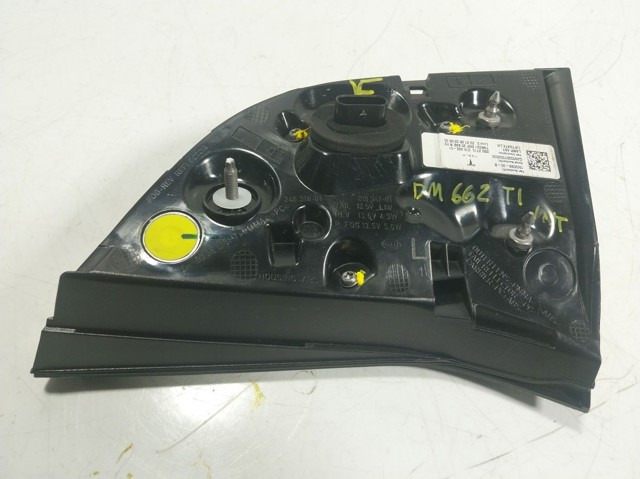 150208800B Tesla Lampa zespolona tylna lewa wewnętrzna