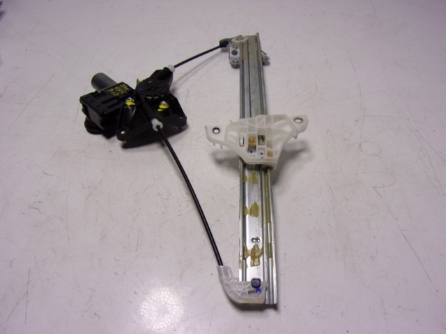 69820K0010 Toyota Mechanizm podnoszenia szyby drzwi przednich lewych