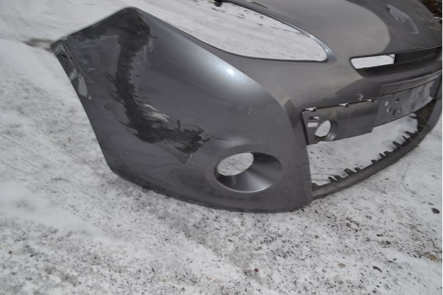 Zderzak przedni Renault (RVI) 8200799930 cena, od 112,11 USD