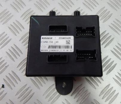 Blok komfortu Renault Trafic III awangarda (2014 - 2026) cena, od 435,32 USD