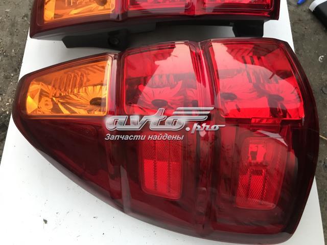 Do koszyka 8156160650 Toyota Lampa zespolona tylna lewa