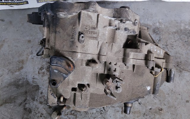 Do koszyka Mechaniczna skrzynia biegów w komplecie Volvo S70  LS, LT