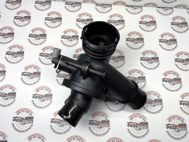 Do koszyka A6512003200 Mercedes Obudowa termostatu