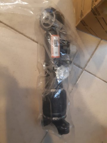 Do koszyka 4888660032 Toyota Hydrauliczny cylinder kierowniczy