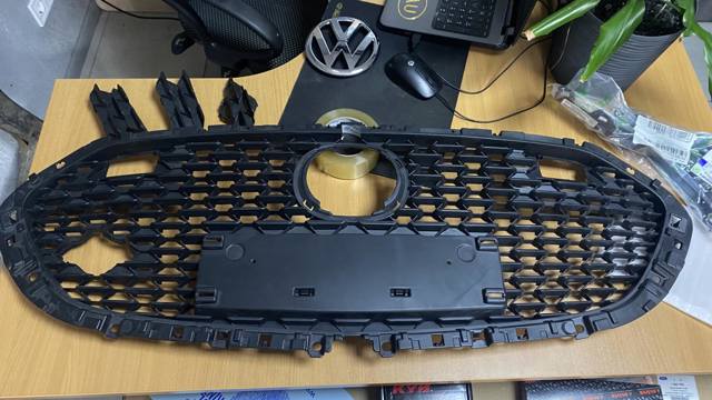 Atrapa chłodnicy do Mazda 3  BP