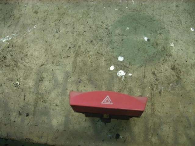 Przycisk włączania światła awaryjnego do Fiat Stilo  192