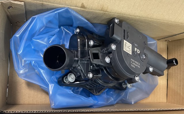  Termostat Mazda CX-30 