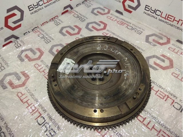 LR137488 Land Rover Piasta przednia