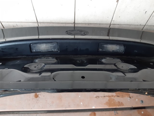 Klapa bagażnika 57509AG0009P Subaru