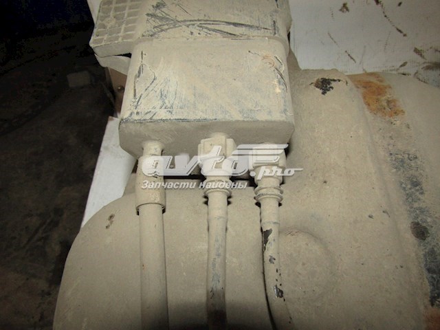  POCHŁANIACZ PAR PALIWA Nissan Note 