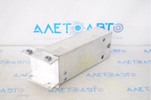 622105NA0A Nissan/Infiniti Wspornik wzmocnienia zderzaka przedniego