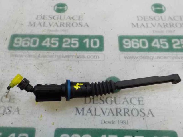 Cylinder sprzęgła główny Peugeot/Citroen 9812925080 cena, od 118,24 USD