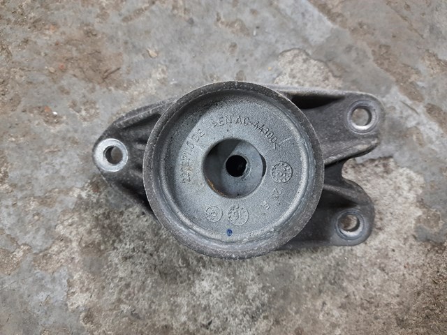 Do koszyka 33506862725 BMW Poduszka amortyzatora tylnego