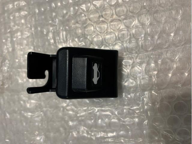 Linka otwierania maski Mazda 6 sedana (GJ, GL) (2012 - 2023) cena, od 24,37 USD