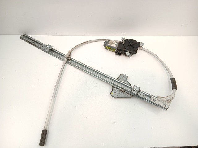 Do koszyka 8200467967 Nissan/Infiniti Mechanizm podnoszenia szyby drzwi przednich prawych