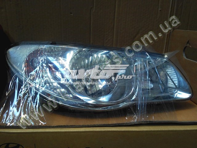 921022H021 Hyundai/Kia Reflektor prawy