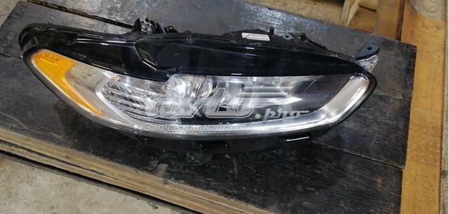 Reflektor prawy DS7313W029CD Ford