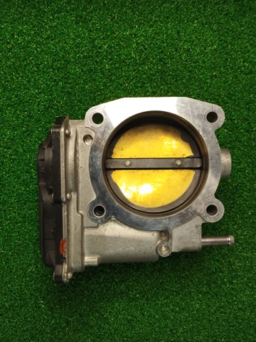 2203038020 Toyota Przepustnica, komplet