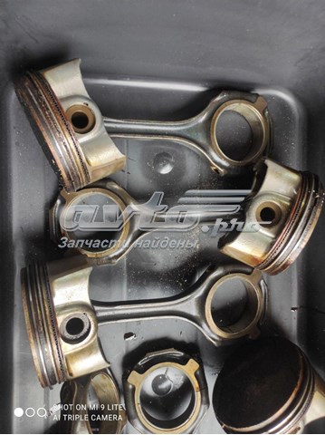 Tłok, komplet do jednego cylindru, STD Mercedes 2720301618 cena, od 117,57 USD